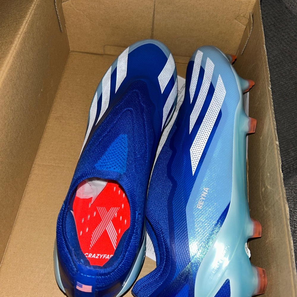 Giovanni Reyna Soccer cleats